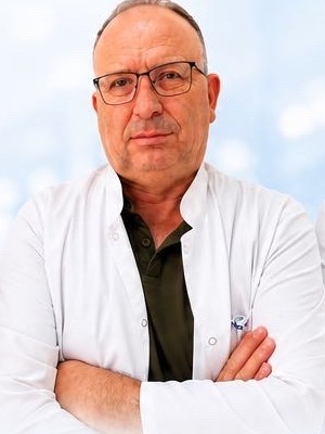 Dr. Xhevdet Latifi, otorinolaringolog